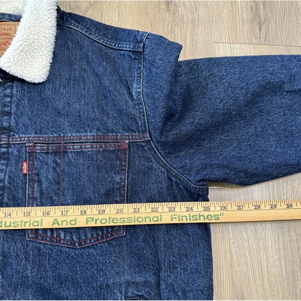 Levi's Lunar Year Relaxed Fit Sherpa Denim Trucker Jacket Men's Large NWT - Picture 6 of 12